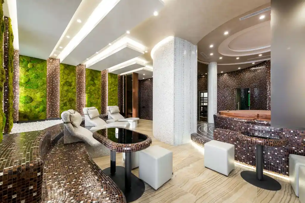 Thermal Relaxation Lounge